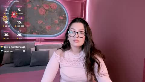 Snapshot of zarifabevi chatting on 5, 11, 2025 Zarifa online show from 5, 11, 2025