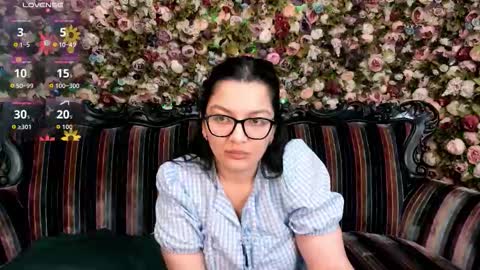 Snapshot of zarifabevi chatting on 22, 11, 2025 Zarifa online show from 22, 11, 2025