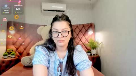 Snapshot of zarifabevi chatting on 30, 11, 2025 Zarifa online show from 30, 11, 2025
