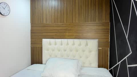 Zarina Waynne online show from 25, 3, 2026