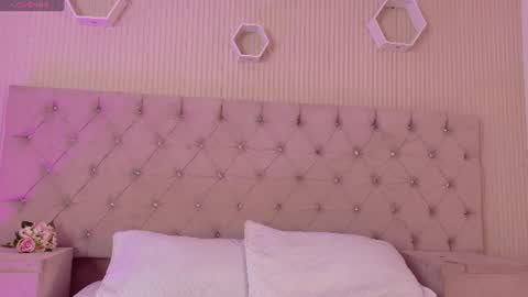 Snapshot of zarinawynne chatting on 18, 7, 2026 Zarina Waynne online show from 18, 7, 2026