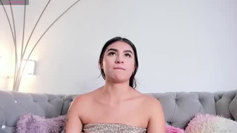  Zayda  online show from 31, 12, 2024