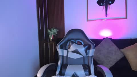  Zayda  online show from 23, 9, 2025