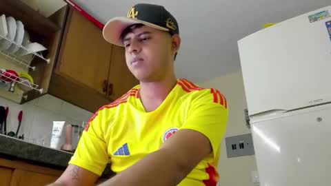 zaym_liam online show from 11, 4, 2026