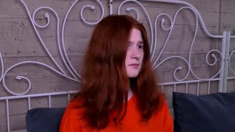 Snapshot of zaynginger chatting on 25, 11, 2025 ZAYN online show from 25, 11, 2025