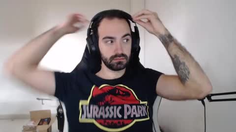 Snapshot of zazou3113 chatting on 2, 12, 2024 Grizzly Bear online show from 2, 12, 2024