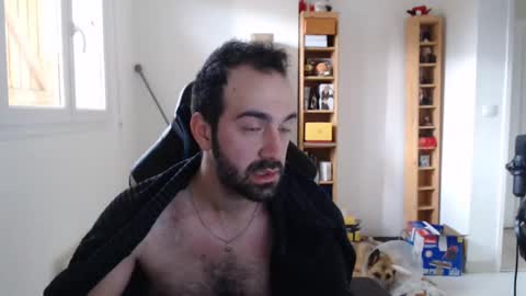 Snapshot of zazou3113 chatting on 9, 1, 2025 Grizzly Bear online show from 9, 1, 2025