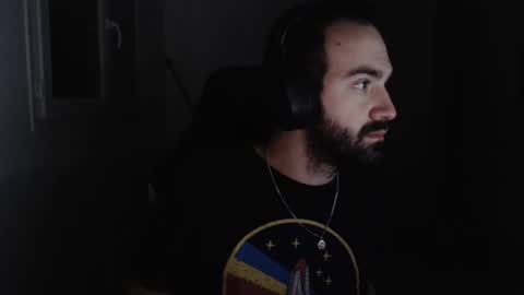 Snapshot of zazou3113 chatting on 16, 1, 2025 Grizzly Bear online show from 16, 1, 2025