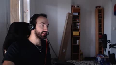 Snapshot of zazou3113 chatting on 23, 1, 2025 Grizzly Bear online show from 23, 1, 2025