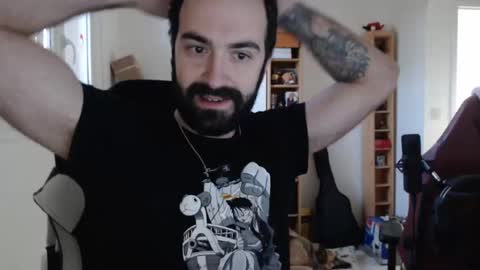 Snapshot of zazou3113 chatting on 8, 2, 2025 Grizzly Bear online show from 8, 2, 2025