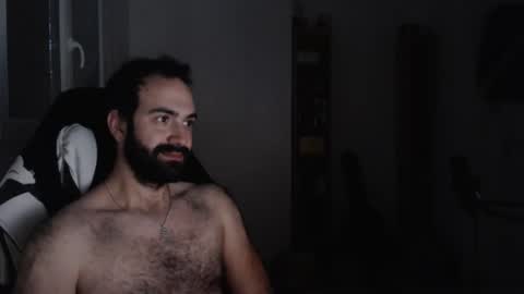 Snapshot of zazou3113 chatting on 10, 2, 2025 Grizzly Bear online show from 10, 2, 2025