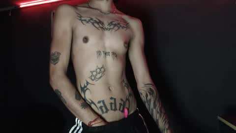 Snapshot of zeldrissss chatting on 17, 12, 2025 Zeldris online show from 17, 12, 2025