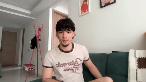 Snapshot of zenn_rush chatting on 5, 7, 2026 Zenn online show from 5, 7, 2026