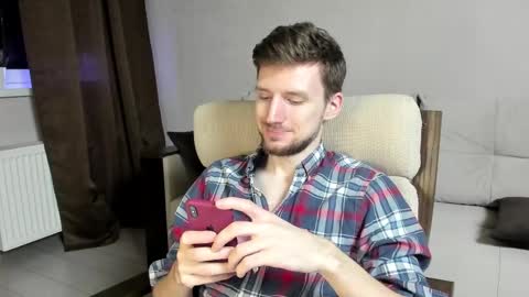 Andrew online show from 8, 3, 2025