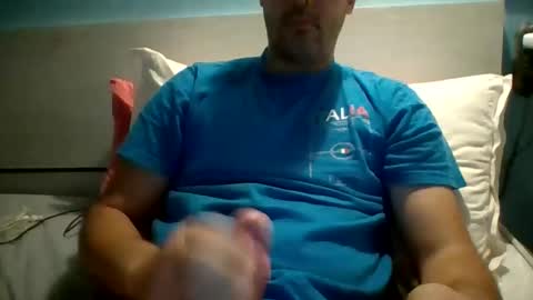 Snapshot of zeus00811 chatting on 13, 10, 2025 zeus online show from 13, 10, 2025