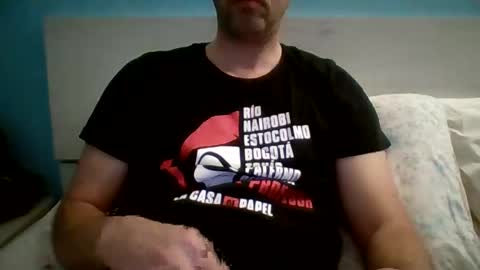 Snapshot of zeus00811 chatting on 6, 11, 2025 zeus online show from 6, 11, 2025