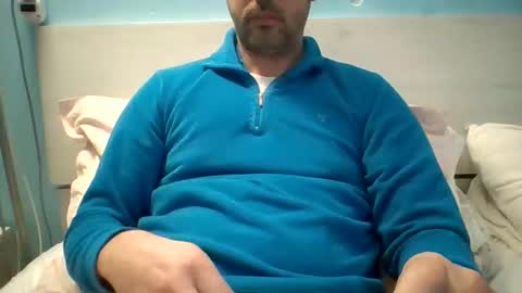 Snapshot of zeus00811 chatting on 28, 11, 2025 zeus online show from 28, 11, 2025