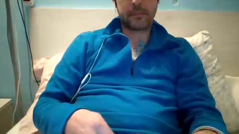 Snapshot of zeus00811 chatting on 7, 1, 2026 zeus online show from 7, 1, 2026