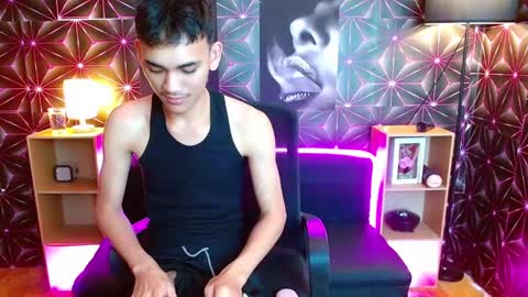 zavier skinny asian online show from 5, 2, 2025