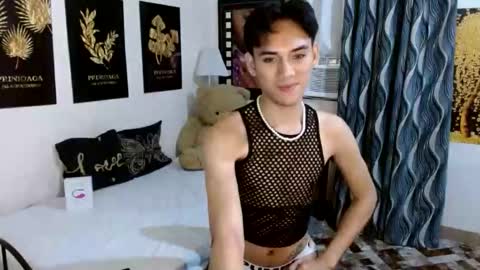 zavier skinny asian online show from 22, 12, 2025