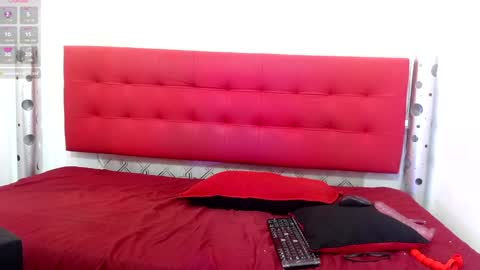 ZHAMIRA  ANDRES online show from 26, 2, 2025