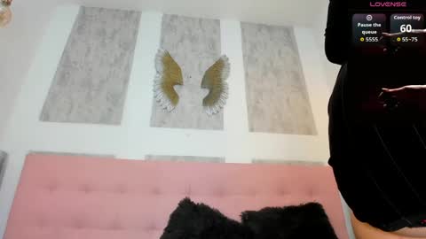 ZHAMIRA  ANDRES online show from 21, 3, 2026