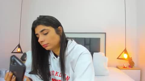 zia online show from 18, 11, 2025