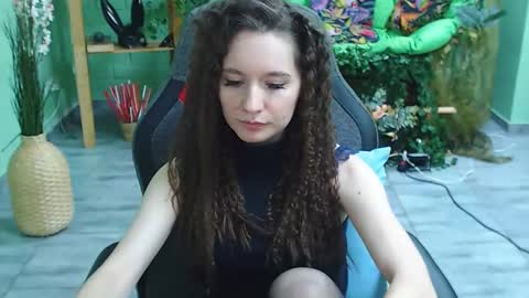 zianichols online show from 27, 2, 2025