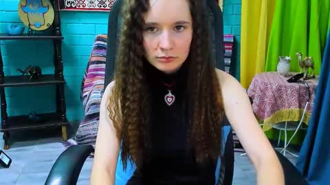 zianichols online show from 10, 3, 2025