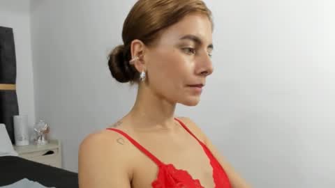 ziataylor online show from 16, 2, 2025