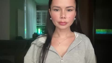 Snapshot of zidya06 chatting on 2, 12, 2025 Nensi online show from 2, 12, 2025