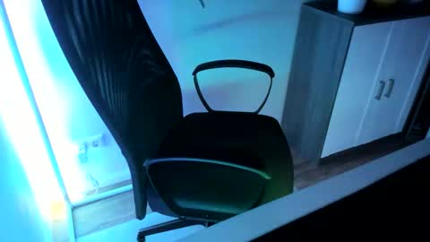 ziemlichflutschig online show from 27, 10, 2025