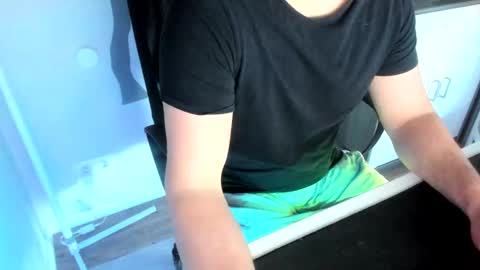 ziemlichflutschig online show from 7, 4, 2026