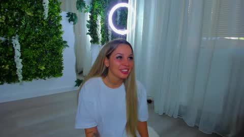 Snapshot of zinasquirts chatting on 13, 9, 2025 Galli online show from 13, 9, 2025