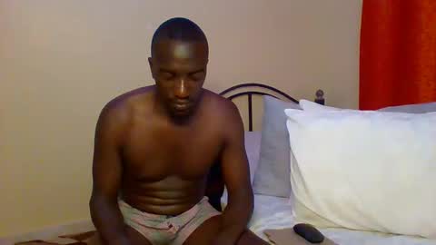 Snapshot of zlatann2012 chatting on 17, 2, 2025 Zlatann2012 online show from 17, 2, 2025