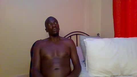 Snapshot of zlatann2012 chatting on 19, 2, 2025 Zlatann2012 online show from 19, 2, 2025