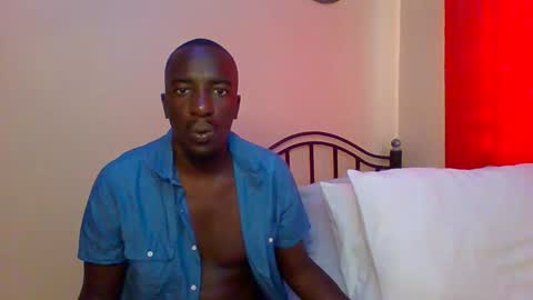 Snapshot of zlatann2012 chatting on 1, 3, 2025 Zlatann2012 online show from 1, 3, 2025