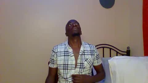 Snapshot of zlatann2012 chatting on 2, 3, 2025 Zlatann2012 online show from 2, 3, 2025