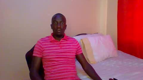 Snapshot of zlatann2012 chatting on 6, 3, 2025 Zlatann2012 online show from 6, 3, 2025