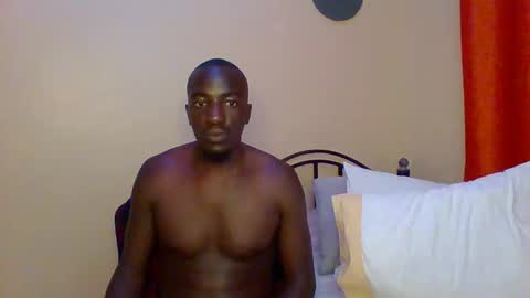 Snapshot of zlatann2012 chatting on 6, 3, 2025 Zlatann2012 online show from 6, 3, 2025