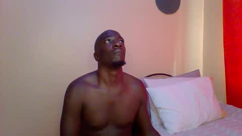 Snapshot of zlatann2012 chatting on 7, 3, 2025 Zlatann2012 online show from 7, 3, 2025