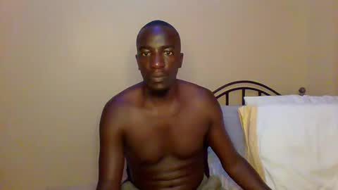 Snapshot of zlatann2012 chatting on 8, 3, 2025 Zlatann2012 online show from 8, 3, 2025