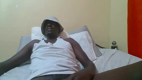 Snapshot of zlatann2012 chatting on 8, 9, 2025 Zlatann2012 online show from 8, 9, 2025