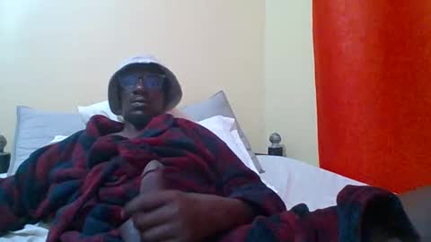 Snapshot of zlatann2012 chatting on 17, 9, 2025 Zlatann2012 online show from 17, 9, 2025