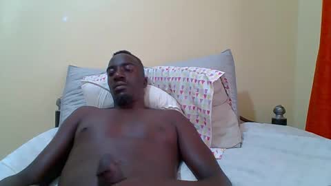 Snapshot of zlatann2012 chatting on 1, 2, 2026 Zlatann2012 online show from 1, 2, 2026