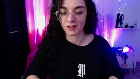 Snapshot of zoe_0111 chatting on 20, 1, 2025 zoe_0111 online show from 20, 1, 2025