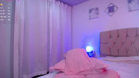 Snapshot of zoe_alanaa chatting on 14, 12, 2024 ZOEE online show from 14, 12, 2024