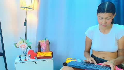 Zoe Blake online show from 7, 5, 2026