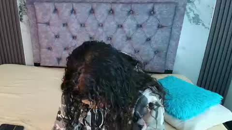 Zoe Blake online show from 13, 6, 2026