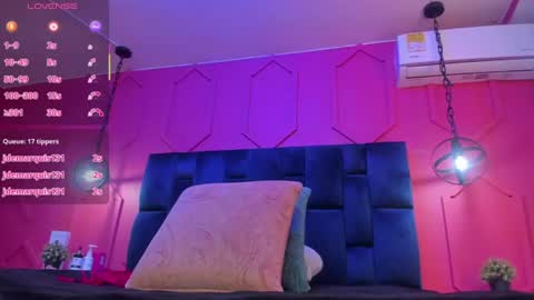 zoe_blosson online show from 30, 6, 2026